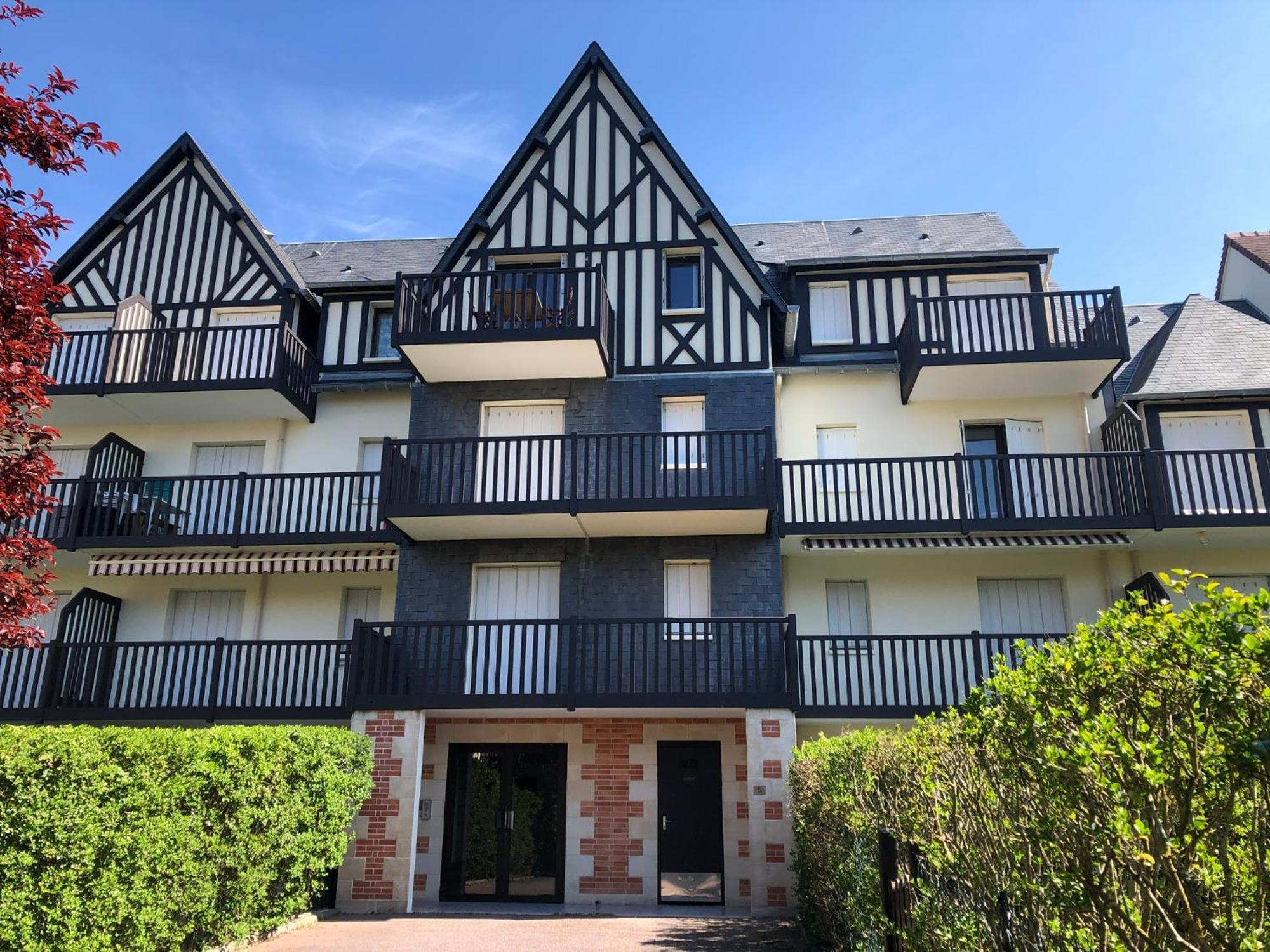 Le Petit Navire - Acces Direct Plage Cabourg Eksteriør bilde